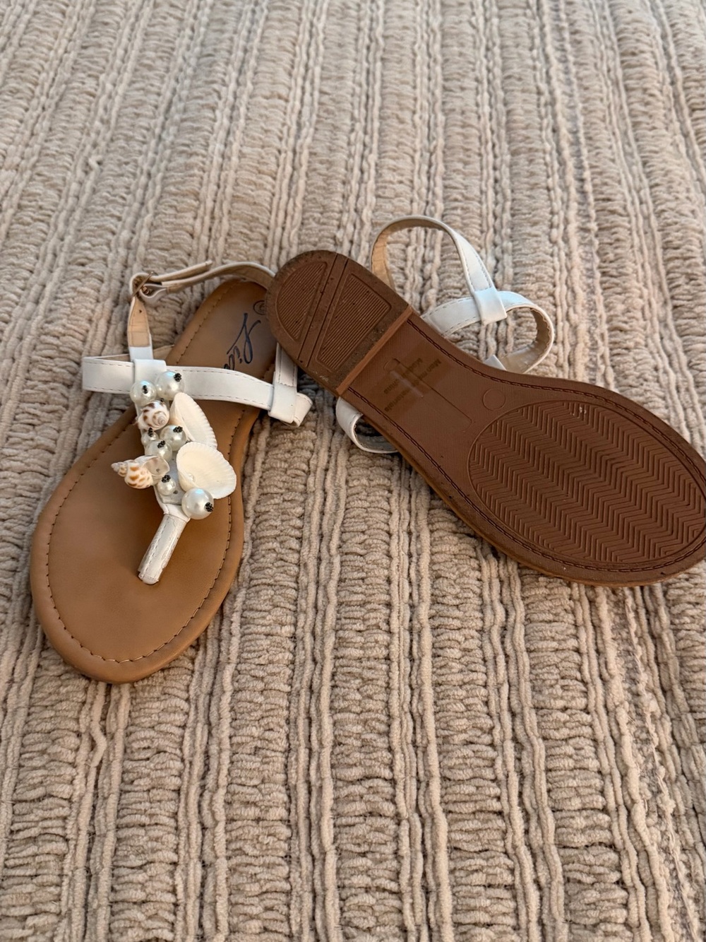 Women’s White T-Strap Shell-Embellished Sandals